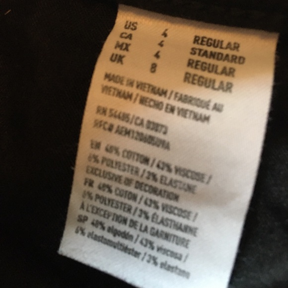 American Eagle Black Skinny Jeans - Picture 3 of 3